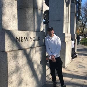 Meet your Posher, Brandon